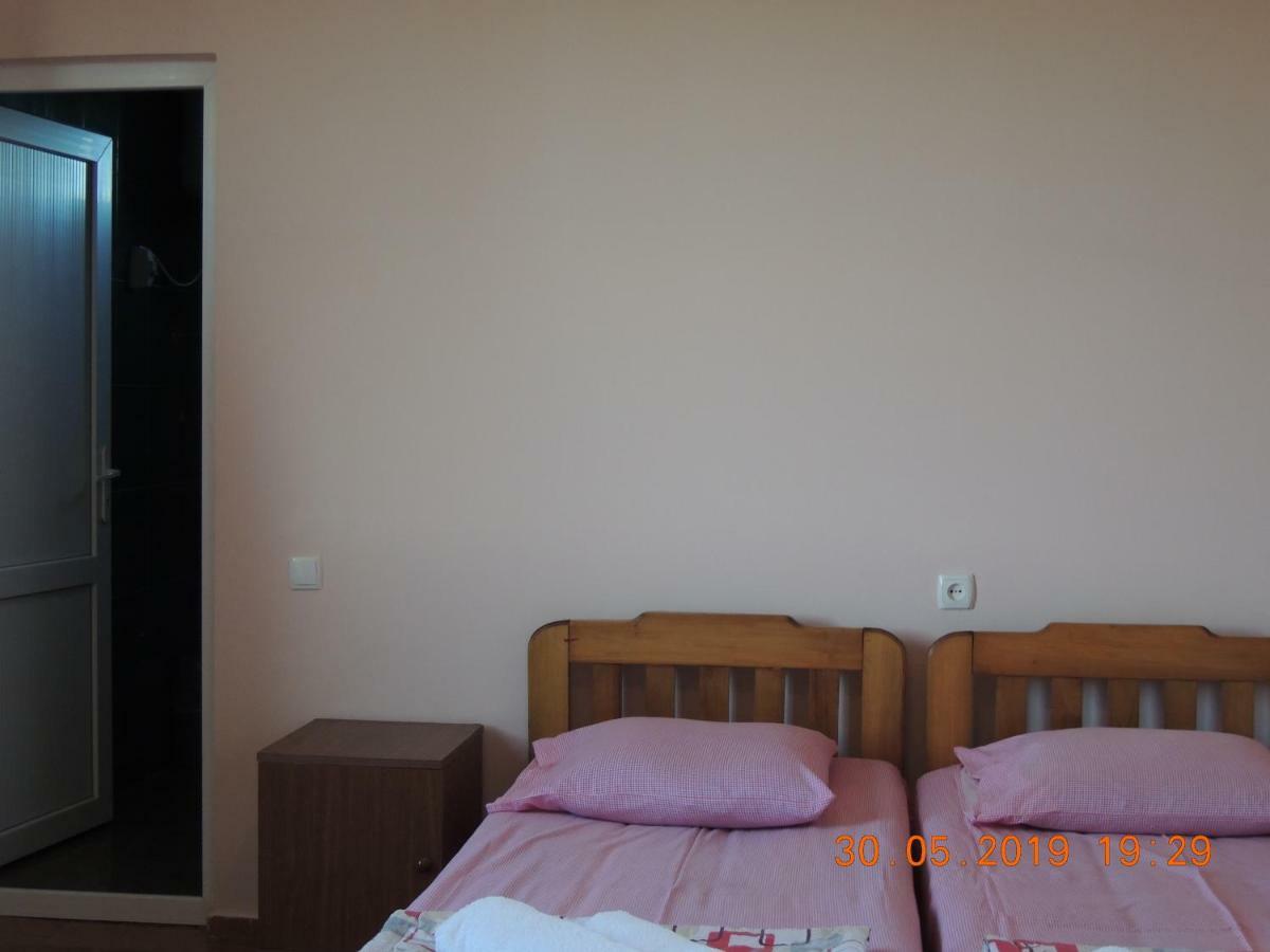 Nika Inn Kobuleti Exterior photo