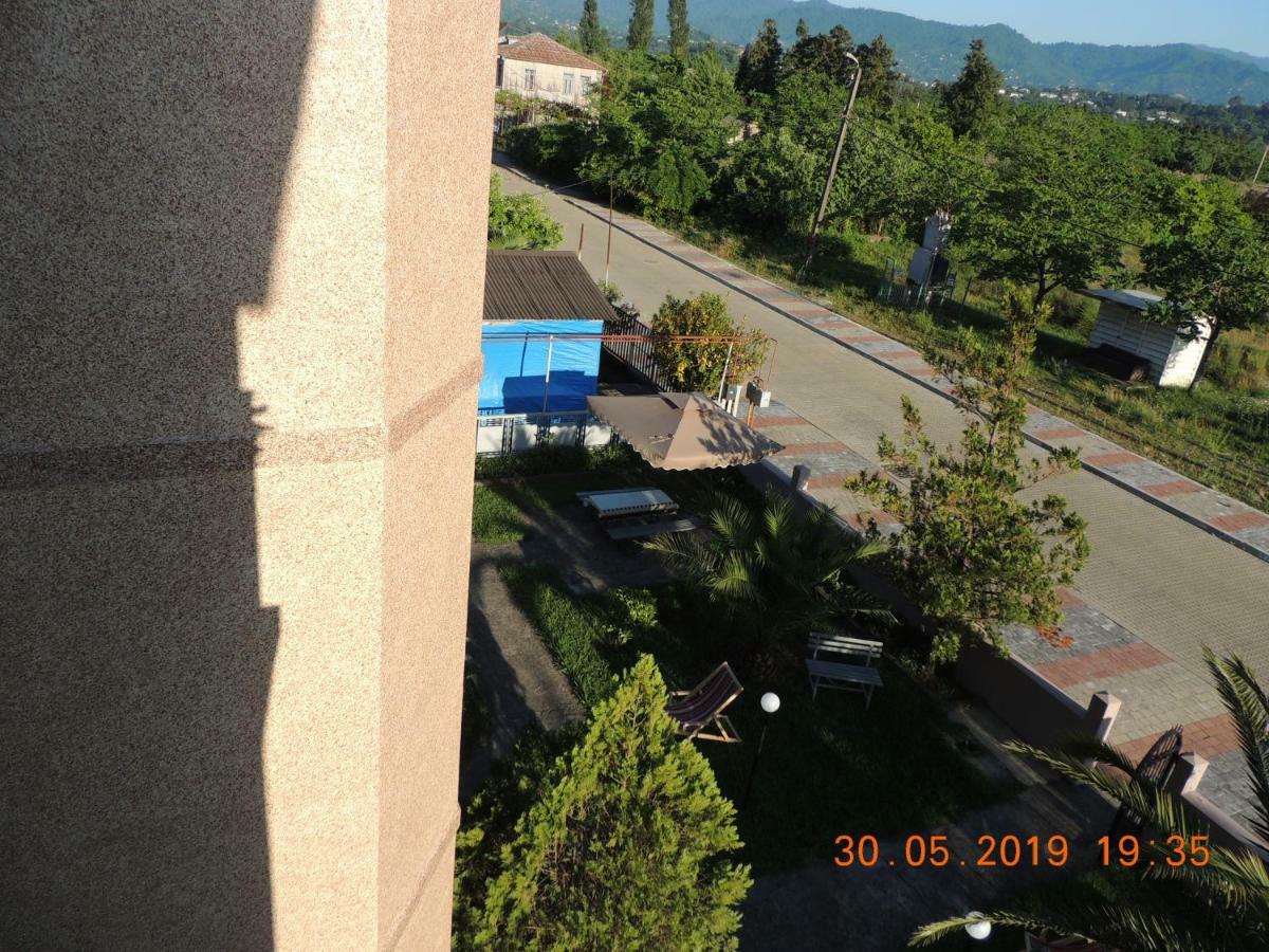 Nika Inn Kobuleti Exterior photo